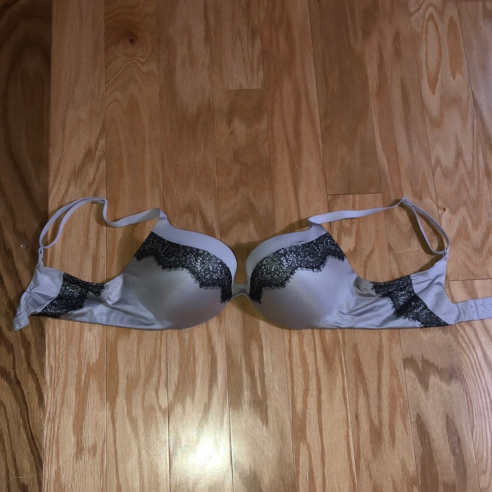 Victoria’s Secret push up bra